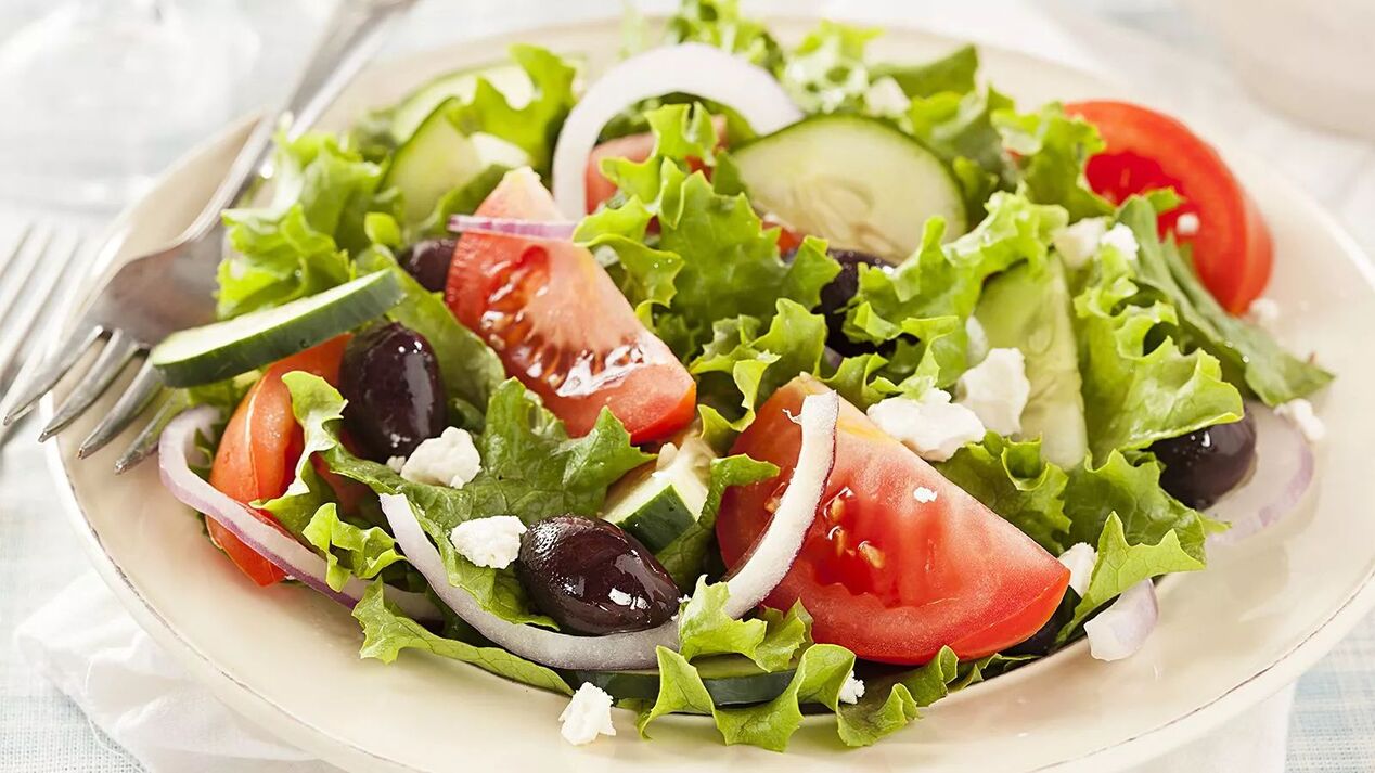 Salată cu dietă mediteraneană