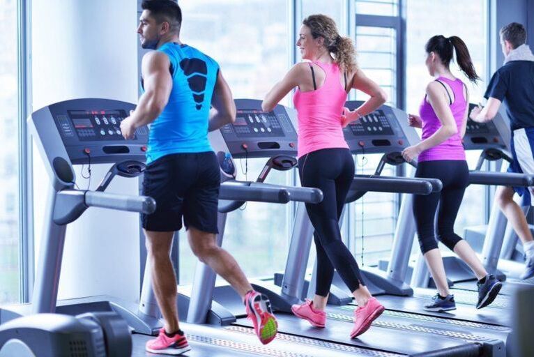 Antrenament cardio și exerciții fizice
